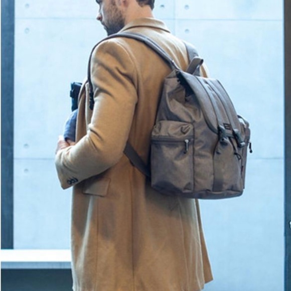 Storksak Large, Multi-Functional, Waterproof, Travel Backpack, Diaper Bag - Picture 13 of 16